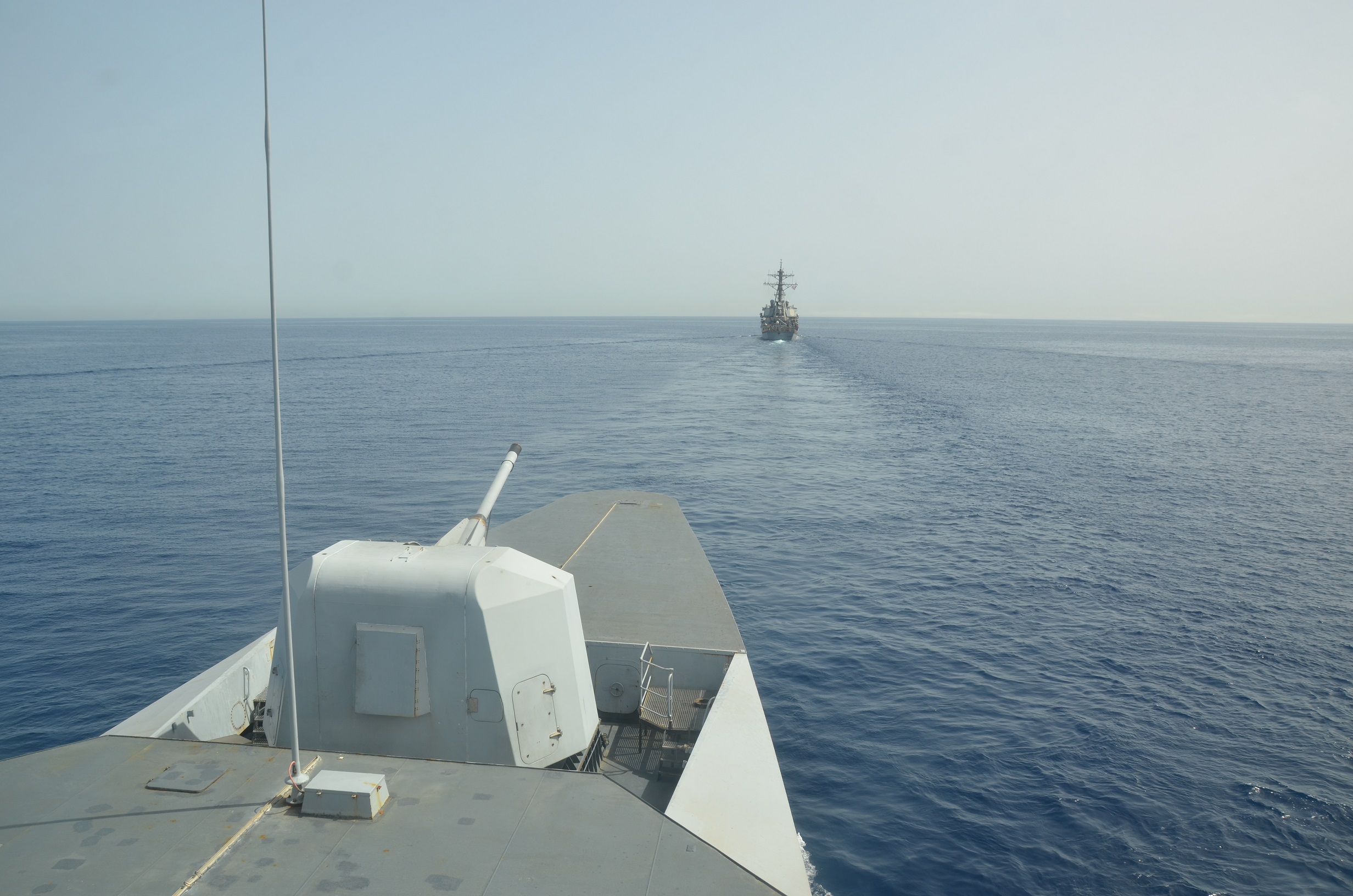 Méditerranée centrale –La FLF Aconit s’entraîne avec les marines américaine et maltaise au large de Malte