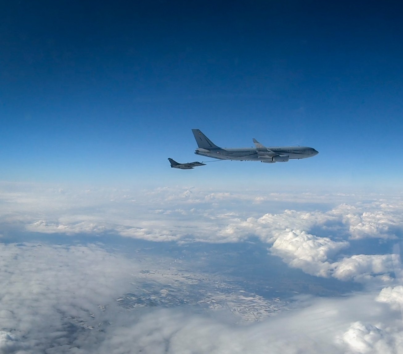 CLEMENCEAU 22 – Premiers vols du groupe aéronaval au profit de la protection du flanc est de l’OTAN