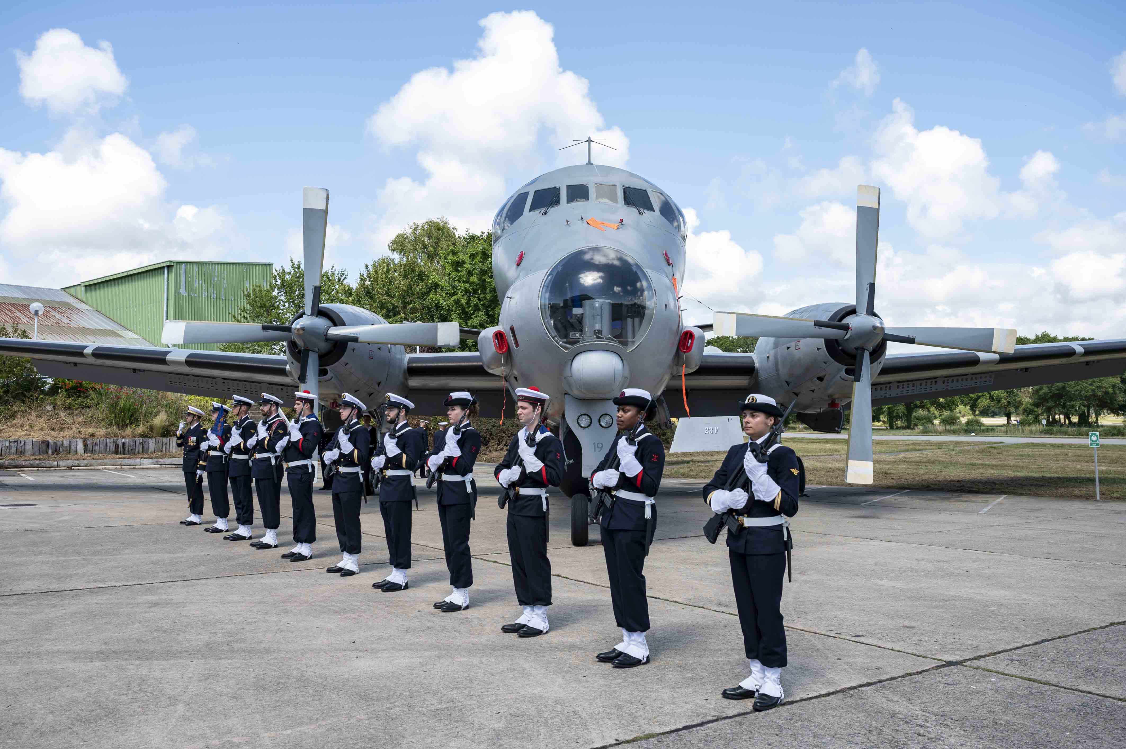 Aéronautique navale : les marins du ciel célèbrent l’Atlantique 2