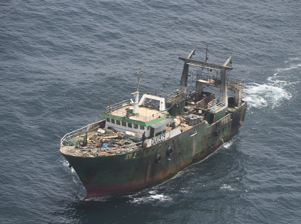 Golfe de Guinée – Les marins du ciel en patrouille de police des pêches au profit du Sénégal