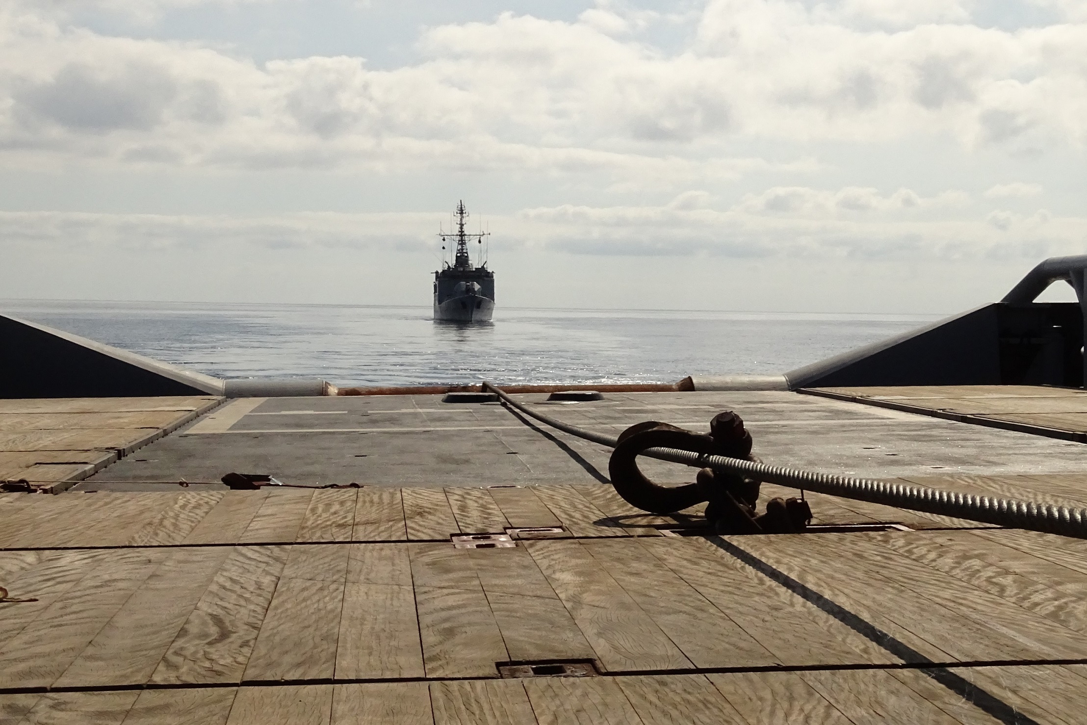 Méditerranée : Le BSAM Loire opère dans le cadre de l’action de l’état en mer