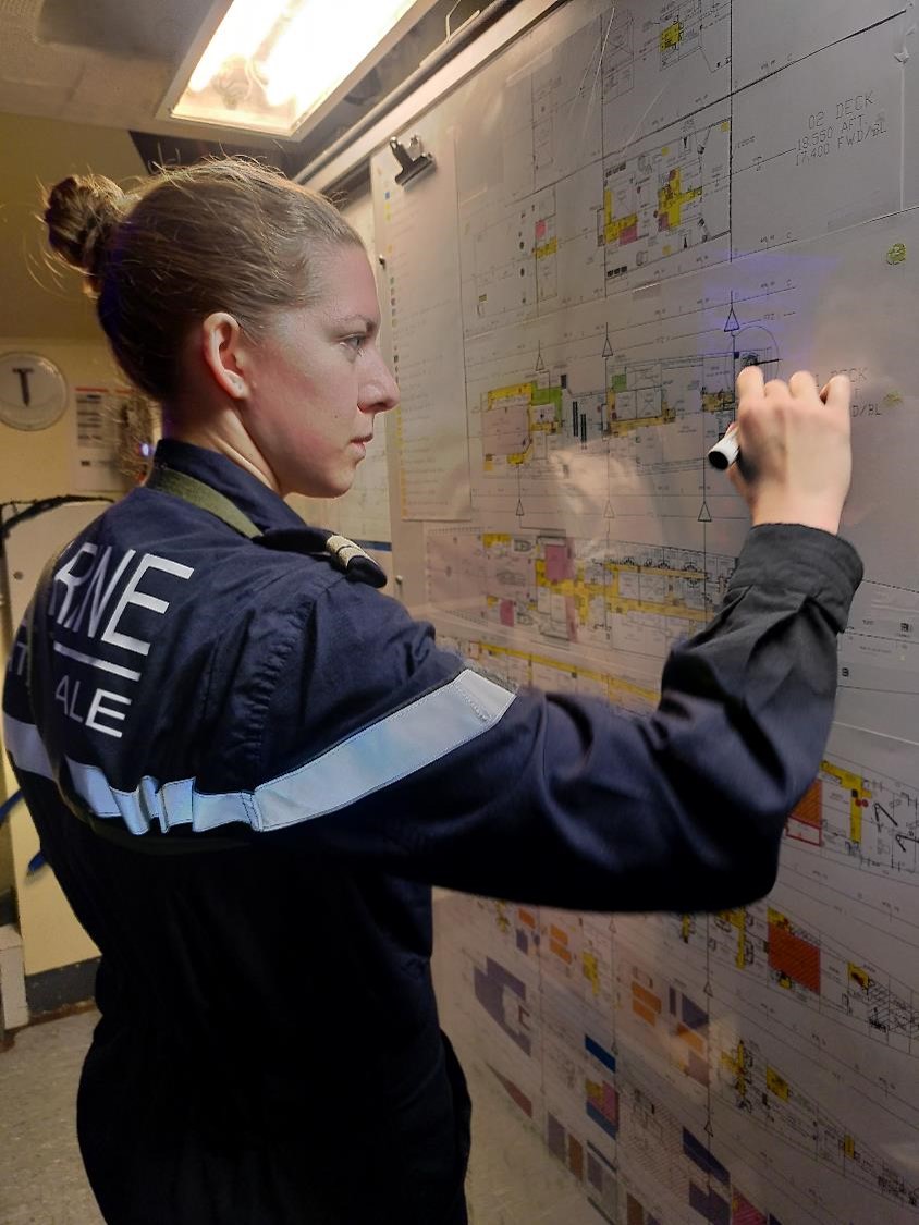  Portrait : SM Justine, marin-pompier sécurité navire sur le Forbin