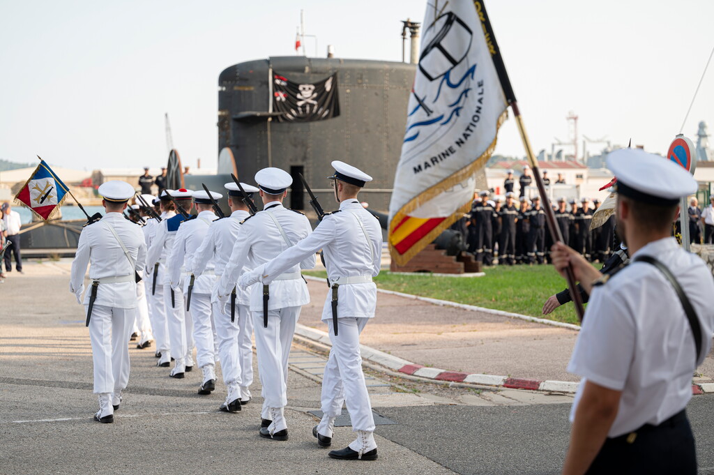  Dernière cérémonie militaire en « hommage » au Casabianca avant son retrait du service actif