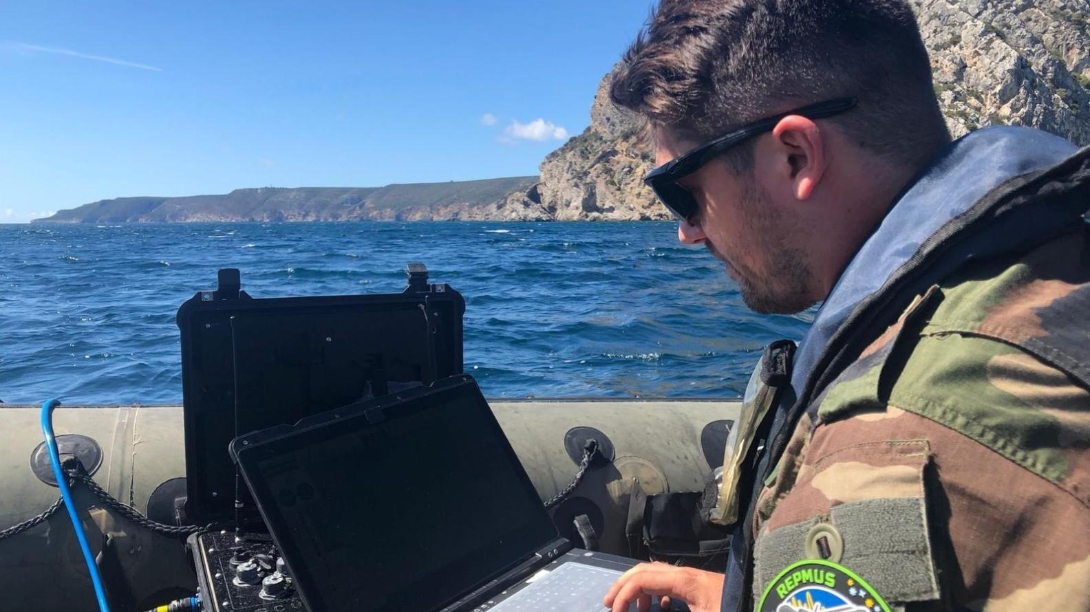 Atlantique – Participation du BBPD Pluton à deux exercices OTAN pour le renforcement de la maîtrise des technologies sous-marines 