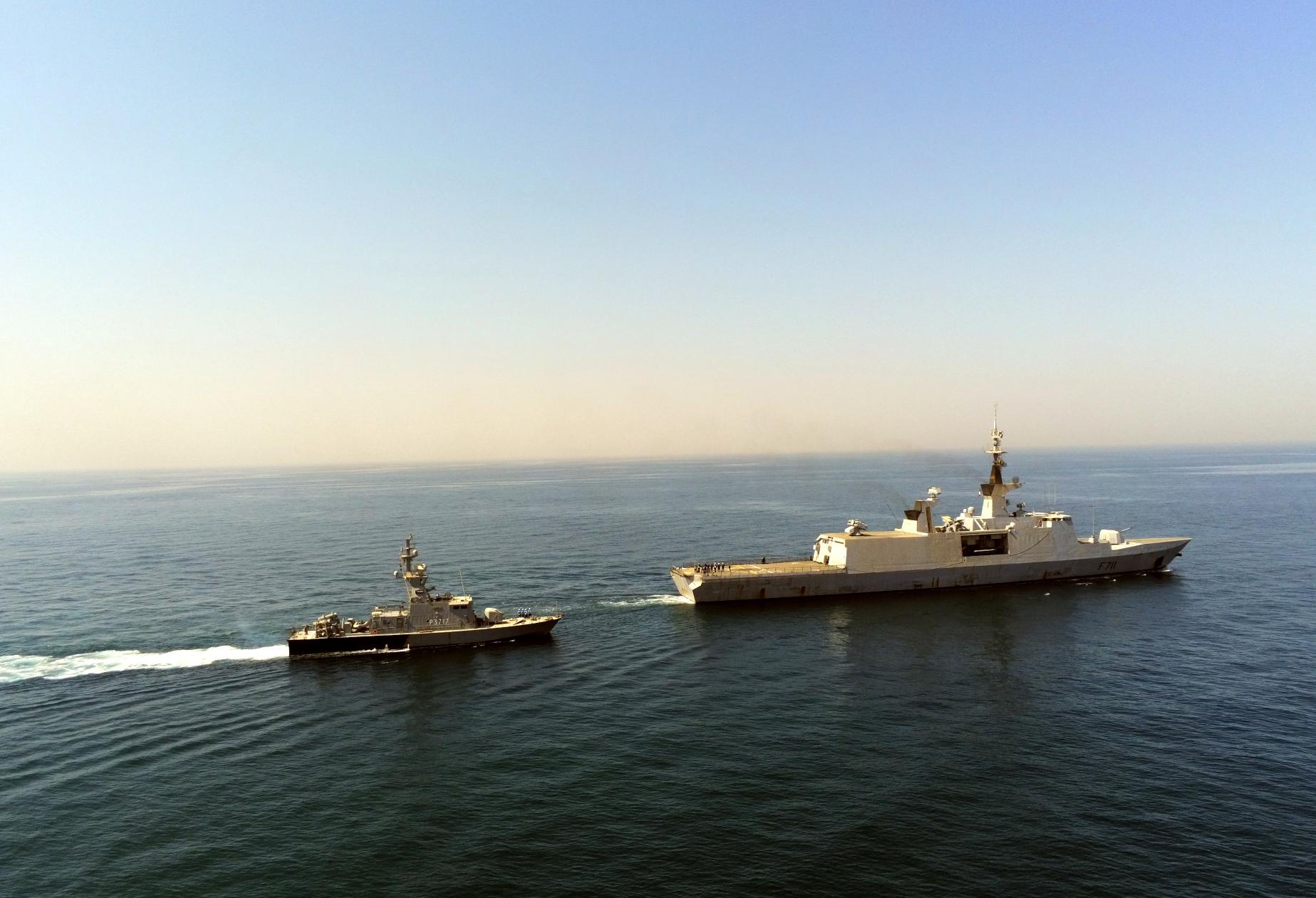 Le Surcouf s’entraîne avec la marine koweitienne