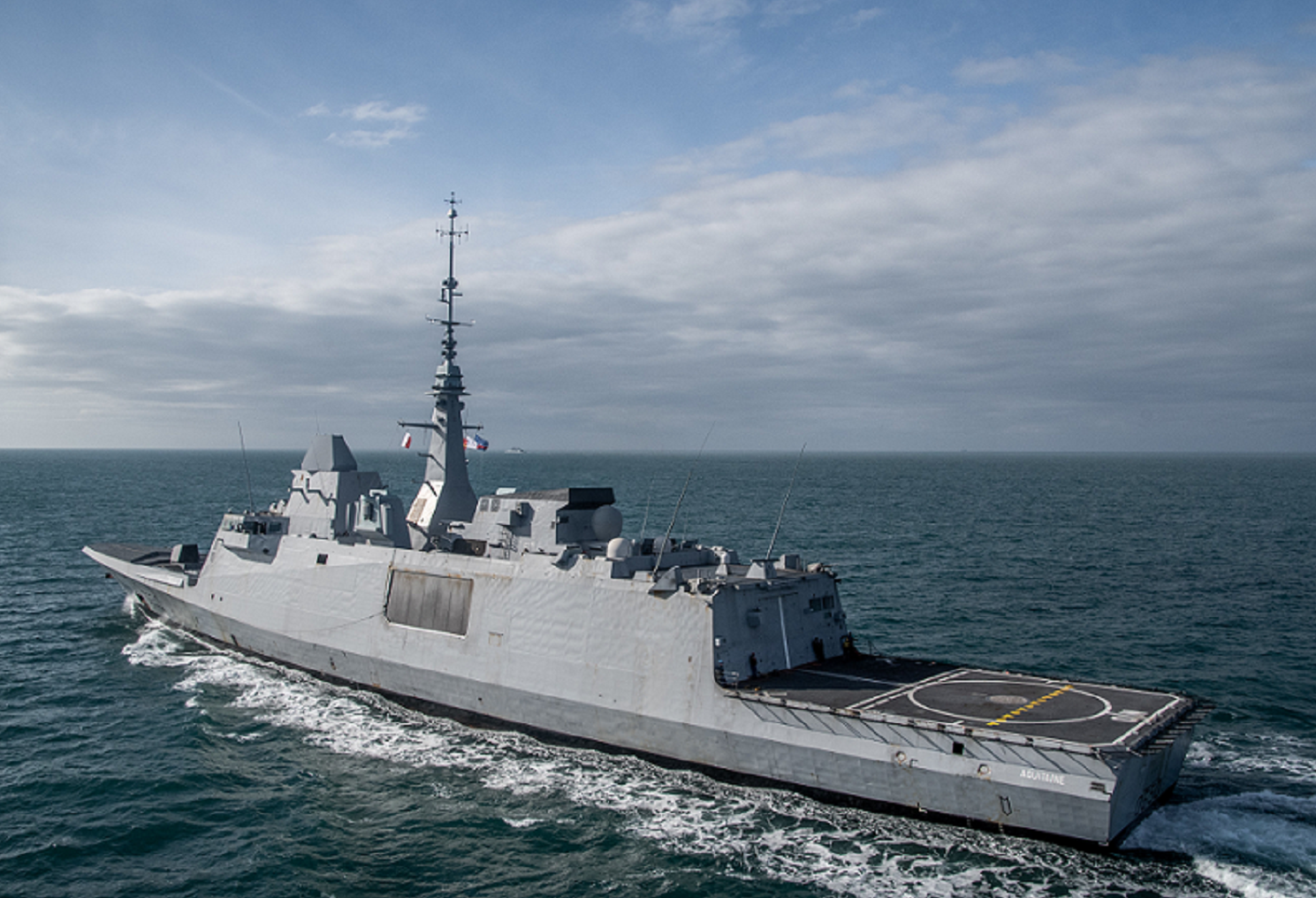 Mer du nord – Participation de la FREMM Aquitaine aux manœuvres de la force navale multinationale de l’OTAN 