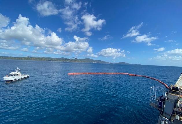  Exercice antipollution croisé sur le lagon de Mayotte