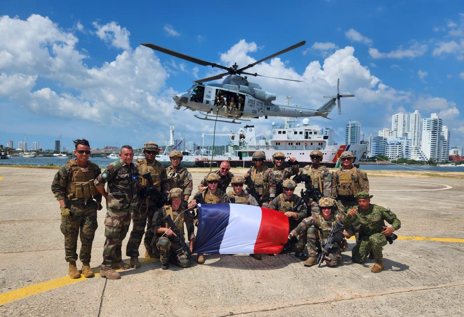  Exercice UNITAS aux forces armées aux Antilles