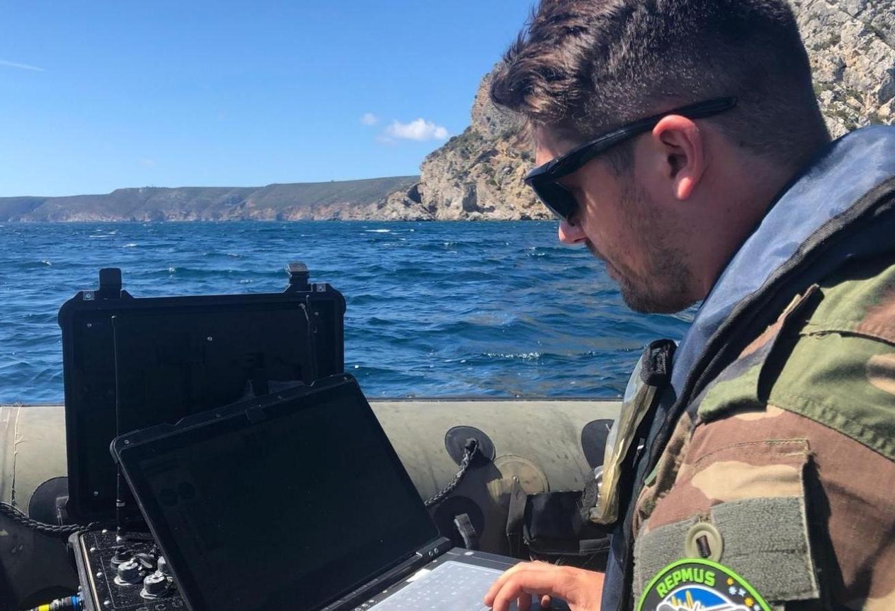 Atlantique – Participation du BBPD Pluton à deux exercices OTAN pour le renforcement de la maîtrise des technologies sous-marines 